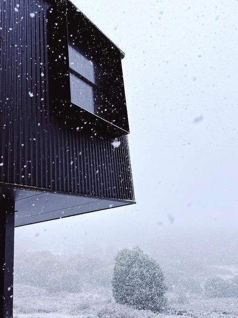 Roam Merrijig - Luxury Stay With Mountain Views - Foothills Of Mt Buller - Accommodation Coffs Harbour 3