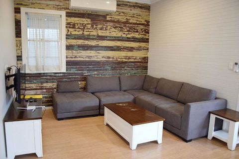 Rockleigh - Bring Your Own Linen. - Accommodation Coffs Harbour 3
