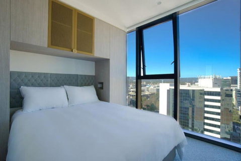 Rundle Retreat - 2BR Apartment With Stunning Views - Accommodation Coffs Harbour 1