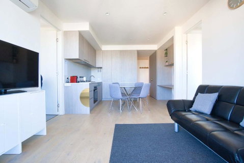 Rundle Retreat - 2BR Apartment With Stunning Views - Accommodation Coffs Harbour 3