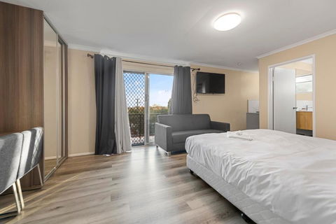 S1 Motel - Accommodation Coffs Harbour 3