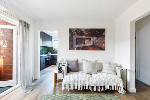 Sage Haven - Laidback St Kilda Beach Living - Accommodation Coffs Harbour 0