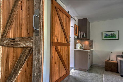 SALT Luxury Couples Bungalow - Accommodation Coffs Harbour 2