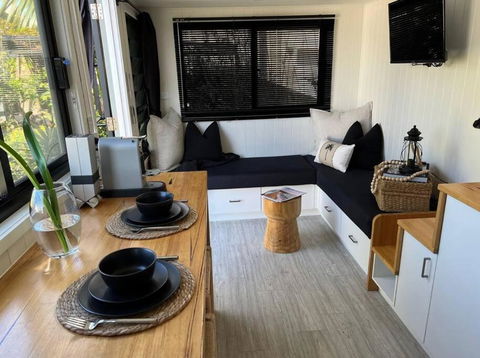 SALTY SOUL KIAMA - Tiny House By The Ocean - Accommodation Coffs Harbour 0