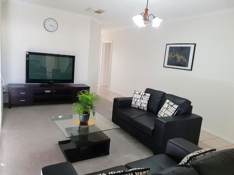SAN Mateo - Accommodation Coffs Harbour 1