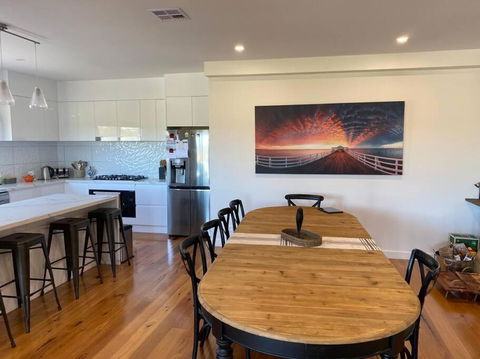 Sanary A Modern Beach Home In Martha Cove - Accommodation Coffs Harbour 2