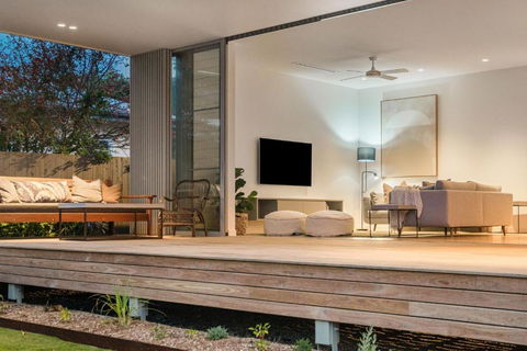 Sanctuary On Browning - Accommodation Coffs Harbour 2