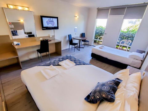 Sandors Motor Inn - Accommodation Coffs Harbour 3