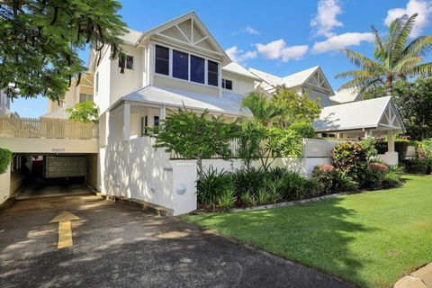 Sandy Cove @ Royle Palms - Accommodation Coffs Harbour 0