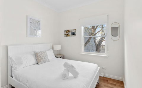 SEA BREEZE @ Smugglers Inn - Accommodation Coffs Harbour 1