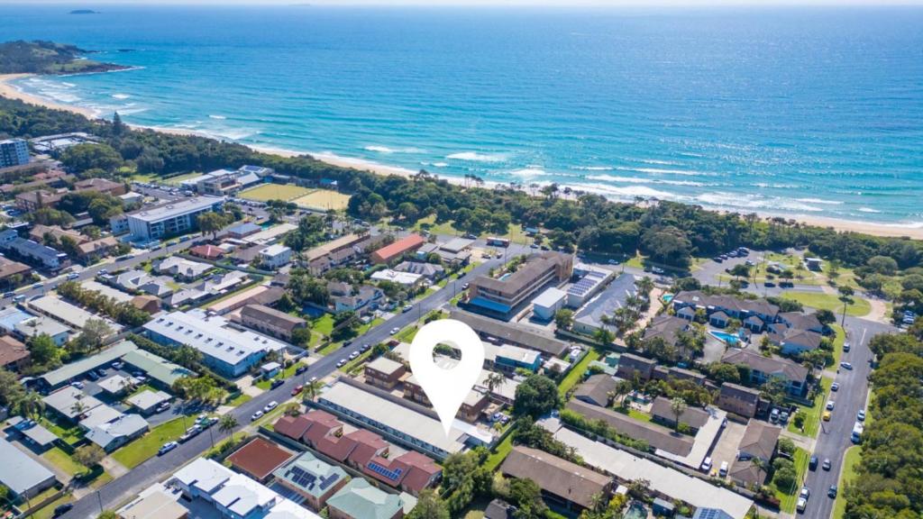 Sleeps 7, 2 Dwellings, Bbq, Walk To Beach