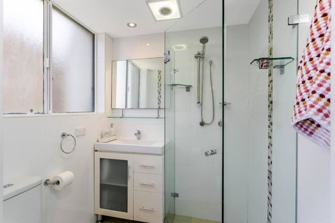 STG38 - Stunning Waterfront Apartment - Drummoyne - Accommodation Coffs Harbour 3