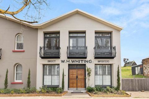 TARALGA TERRACES The Whitings Store - Accommodation Coffs Harbour 0