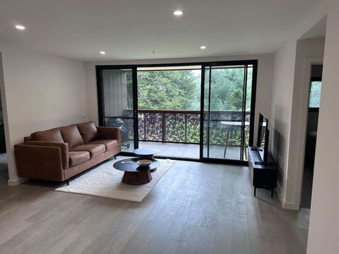 TARRA On Main St - Accommodation Coffs Harbour 0