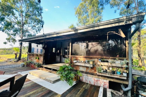 The Cabin, Ghost Gum Gully - Accommodation Coffs Harbour 3