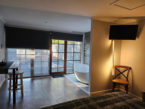 The Garden House BnB - Accommodation Coffs Harbour 2