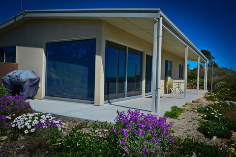Beachside - Accommodation Coffs Harbour 3