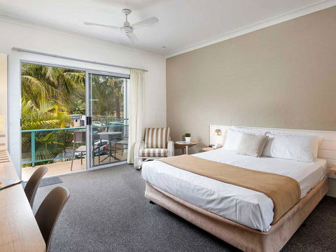 Blueys Motel - Accommodation Coffs Harbour 3