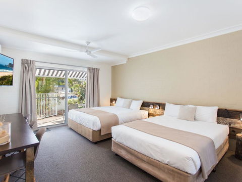Blueys Motel - Accommodation Coffs Harbour 0