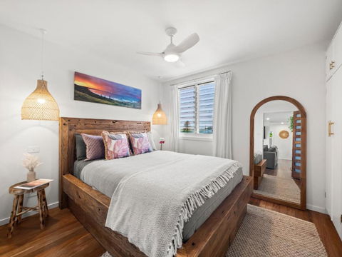 THE PENTHOUSE - Spectacular Views Of The Bay, And The Ocean! Only 150m To Shaws Bay - Accommodation Coffs Harbour 3