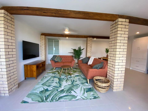 Wave Cave Suite - Accommodation Coffs Harbour 1