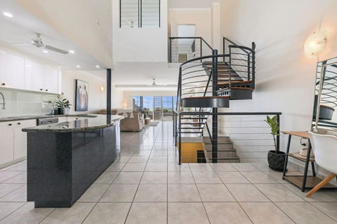 Absolute Beachfront Bliss-Best Location In Darwin - Accommodation Coffs Harbour 1