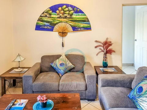 ZEN CITY Modern 1-BR City Apt Near Mindal Markets - Accommodation Coffs Harbour 0