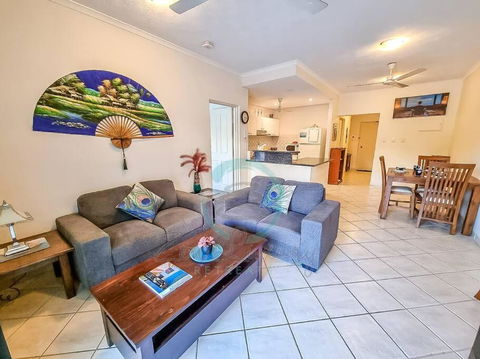 ZEN CITY Modern 1-BR City Apt Near Mindal Markets - Accommodation Coffs Harbour 3
