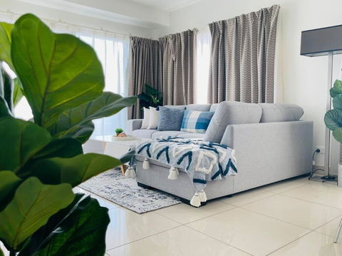 ZEN OCEAN BLISS - Cozy 2-BR/2-BA Sea View Retreat - Accommodation Coffs Harbour 3
