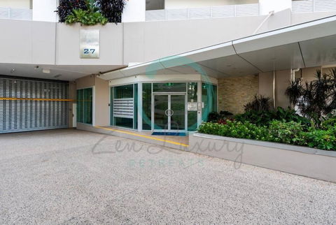 ZEN Tree Blossom: 3-BR Luxury Apt Near Waterfront - Accommodation Coffs Harbour 1