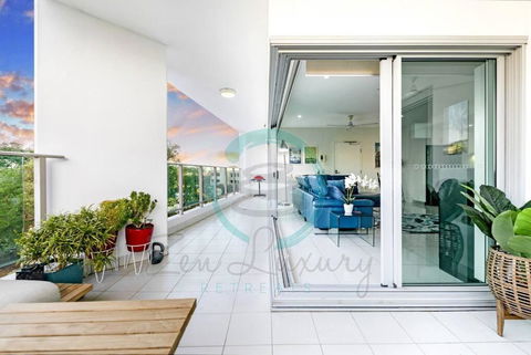 ZEN Tree Blossom: 3-BR Luxury Apt Near Waterfront - Accommodation Coffs Harbour 3