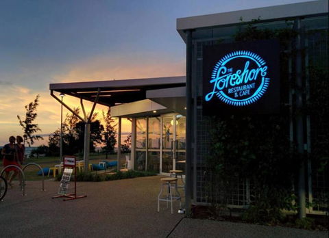 ZEN FORESHORE: 3-BR Nightcliff Foreshore-Front Apt - Accommodation Coffs Harbour 2
