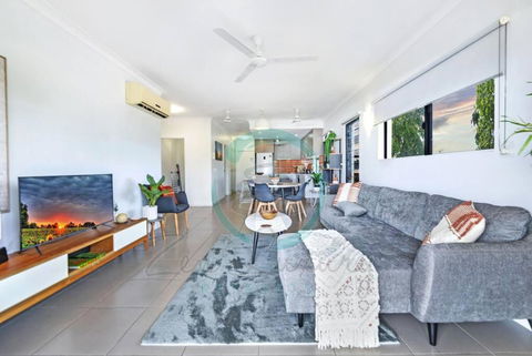 ZEN NOMAD 2-BR Nightcliff Apt Near Markets & Shops - Accommodation Coffs Harbour 0