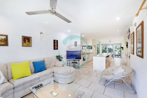 ZEN TREETOPS - Boutique 2-BR Apt W/ Private Pool - Accommodation Coffs Harbour 2