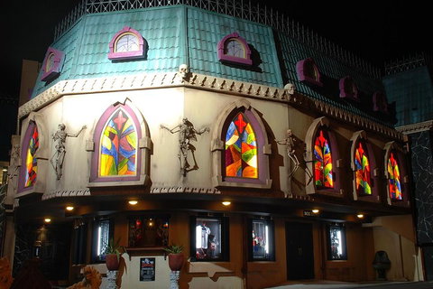 Dracula's Cabaret - Gold Coast - Accommodation Coffs Harbour 1