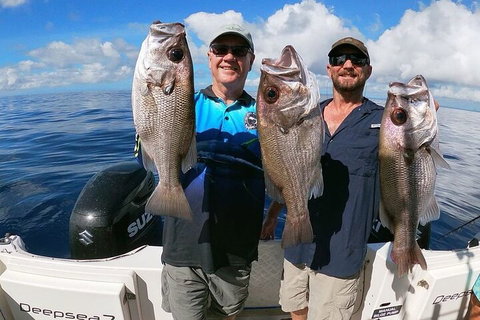 Full Day 9.5 Hour Offshore Fishing Charter - Accommodation Coffs Harbour 1