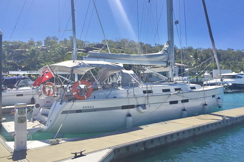 Sailing Curlew Escape On Moreton Bay - Accommodation Coffs Harbour 0