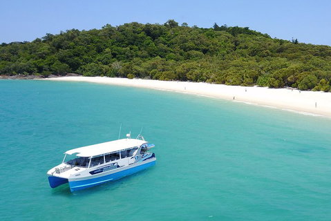 Whitsunday Bullet Day Trip - Whitehaven Beach And Snorkelling - Accommodation Coffs Harbour 0